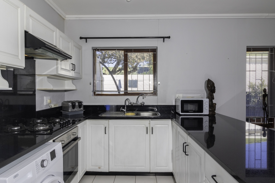 2 Bedroom Property for Sale in West Bank Eastern Cape